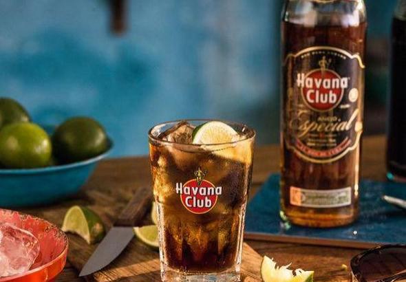 好看又好喝的鸡尾酒(40款经典鸡尾酒教程)