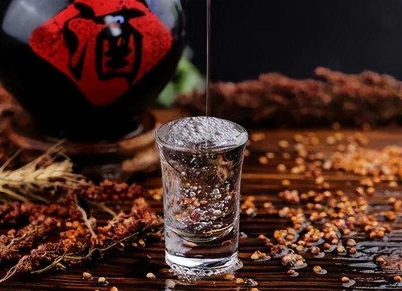 原浆酒、基酒、勾兑酒、新酒、老酒、年份酒,究竟什么酒最好?